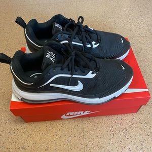 Nike Womens Air Max AP